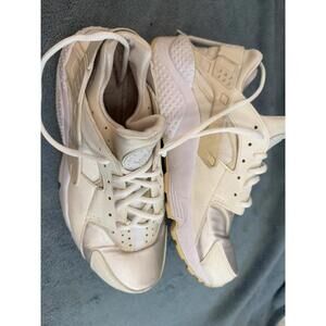 Nike Air Huarache White Triple White Sneakers Men’s Size 10 Running Shoes